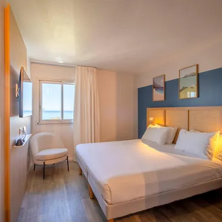 Ibis Styles Готель