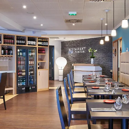 Ibis Styles Отель Биарриц