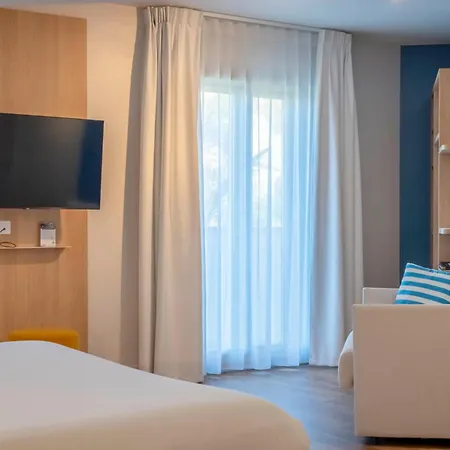Ibis Styles Отель 3*