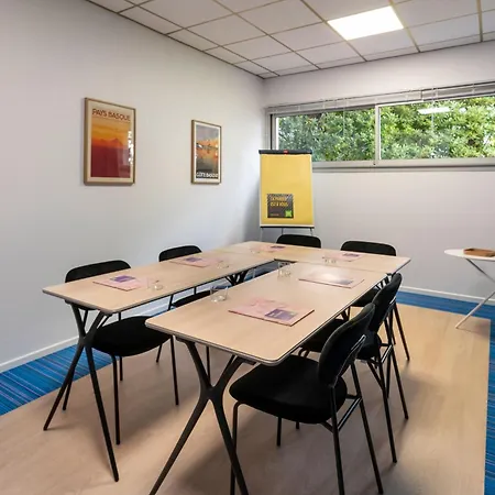 Ibis Styles 3*