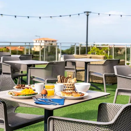 Ibis Styles Μπιαρίτζ