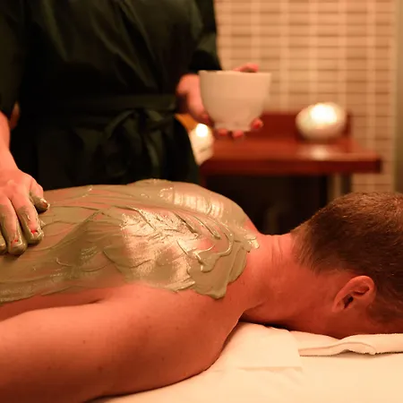 Отель Ibis Styles Биарриц