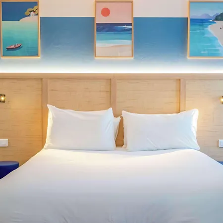 Ibis Styles ביאריץ
