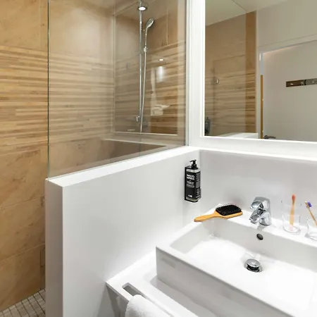 מלון Ibis Styles 3*