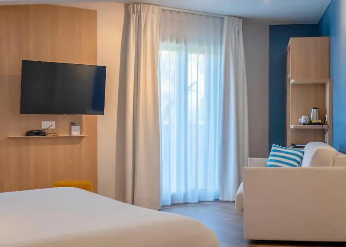 Ibis Styles Hotel 3*